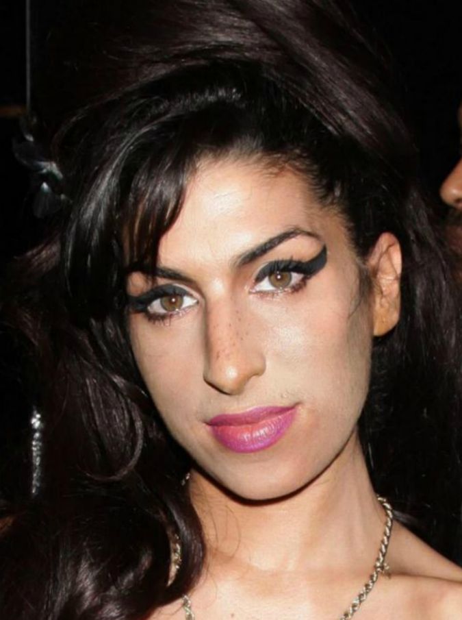 Amy Winehouse, parla il regista del film sulla cantante: “Siamo tutti responsabili della sua morte”