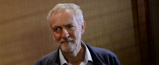 Gb, Jeremy Corbyn eletto nuovo leader: i Labour virano a sinistra