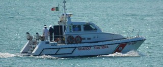 Copertina di Migranti, meno barconi ma ricominciano gli sbarchi autonomi: a Lampedusa arrivate sei piccole navi con 66 a bordo