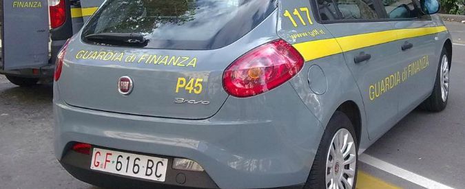 Tangenti, 14 arresti per opere pubbliche a Milano e in Lombardia: tra i sub-appalti la linea ferroviaria di Malpensa