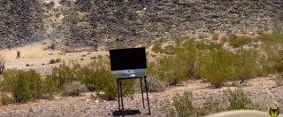 Copertina di Russia, la prova sul campo è carissima: distrugge un iMac con un cannone