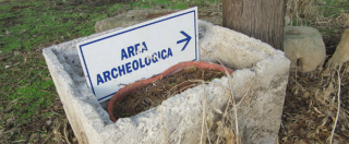 Copertina di Sicilia, l’area archeologica di Megara Iblea distrutta dall’incuria e dai vandali