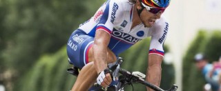 Copertina di Peter Sagan è campione del mondo di ciclismo: scatta sul pavè e arriva a braccia alzate. Male gli italiani