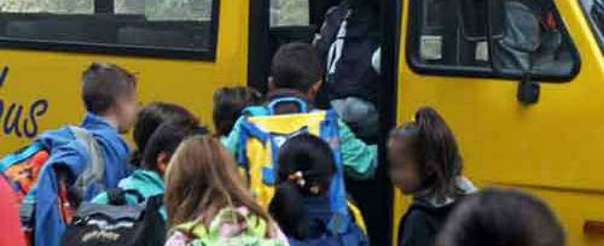 Chieti, il Comune non ha lo scuolabus. Bambini in asilo con l’autobus di linea