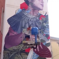Omaggio dell’artista argentino alla città di Napoli.
Foto di Giuseppina Ottieri