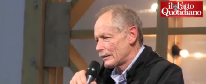 Copertina di Erri De Luca: “Tav? Non si farà mai. Cavano lucro per le aziende collegate ai partiti”