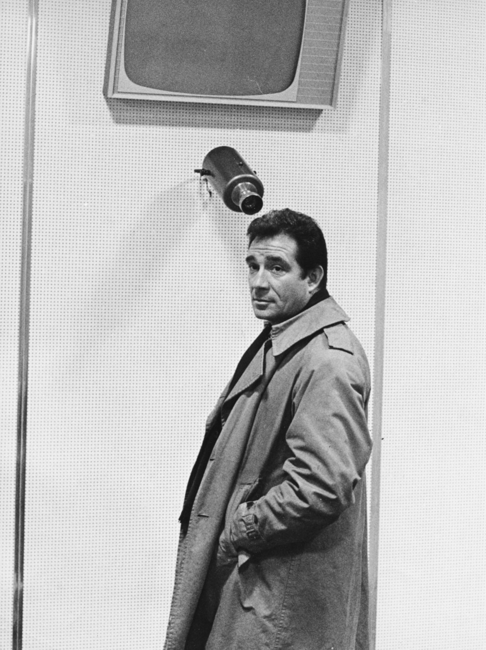L’attore Ugo Tognazzi sul set del film ‘La Vita Agra’ a Milan, 9 Dicembre 1963.
