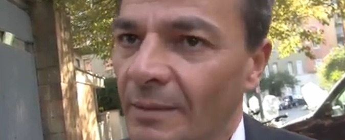 Copertina di Senato, Fassina: “Verdini non è il mostro di Lochness? Infatti è reale”. D’Attorre: “Sintomo degenerazione Pd”