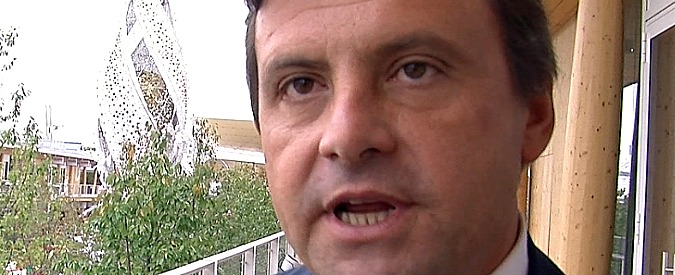 Copertina di Abolizione Tasi-Imu, Calenda: “Priorità è rilanciare domanda interna, export può calare”