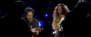 Copertina di Global Citizen Festival, all’evento benefico Eddie Vedder e Beyoncé cantano ‘Redemption Song’ di Bob Marley