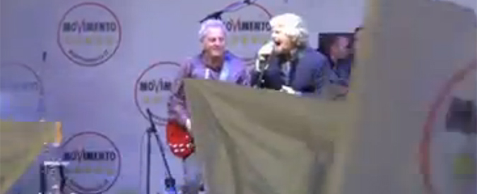 Copertina di Italia 5 Stelle, Grillo canta il blues con “Everybody needs somebody”