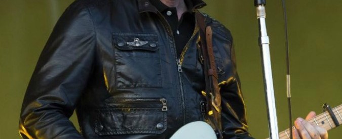 Se una notte d’autunno Noel Gallagher sale in metropolitana per andare a cantare con gli U2