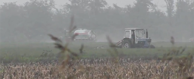 Copertina di Sindaco del Pavese malato di cancro: “Io simbolo della lotta contro l’inquinamento”