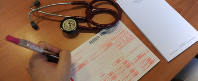 Tetto al contante, Censis: “Un terzo degli italiani paga le visite mediche in nero”