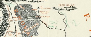 Copertina di Tolkien, ritrovata la mappa della Terra di Mezzo: “Minas Tirith ispirata a Ravenna”