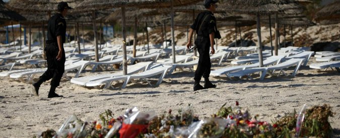 Isis, colpire il turismo in Tunisia, Egitto e Turchia: la strategia dei jihadisti per indebolire i Paesi nemici