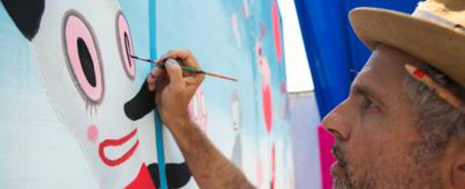 SkyArte, Gary Baseman è il settimo street artist di ‘Muro’: la sua opera a Giffoni Valle Piana (Salerno)