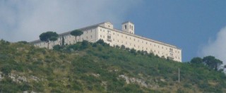 Montecassino, sequestrati 500mila euro all’ex abate: “Presi da conti monastero”