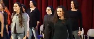 Copertina di Suor Cristina, debutto nel musical ‘Sister Act’: il video delle prove di ballo della religiosa