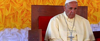 Copertina di Papa Francesco apre la porta Santa in Repubblica centrafricana. Al via il “Giubileo delle periferie”