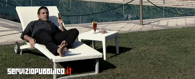 Copertina di Processo escort a Bari: Lavitola, Tarantini e i soldi di Berlusconi. La telefonata fra i due faccendieri