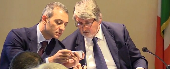 Copertina di Primi licenziati del Jobs Act, Poletti: “Irrazionale”. Sindacati: “Tagliare i precari costava di più”