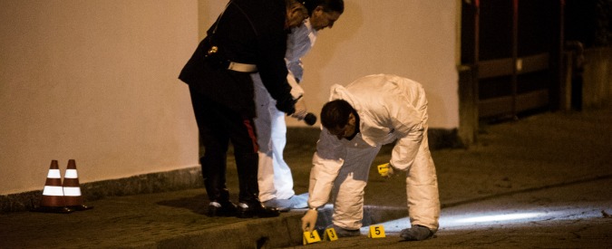 Copertina di Milano, rapina in casa: proprietario uccide ergastolano evaso due volte. “E’ stata legittima difesa”