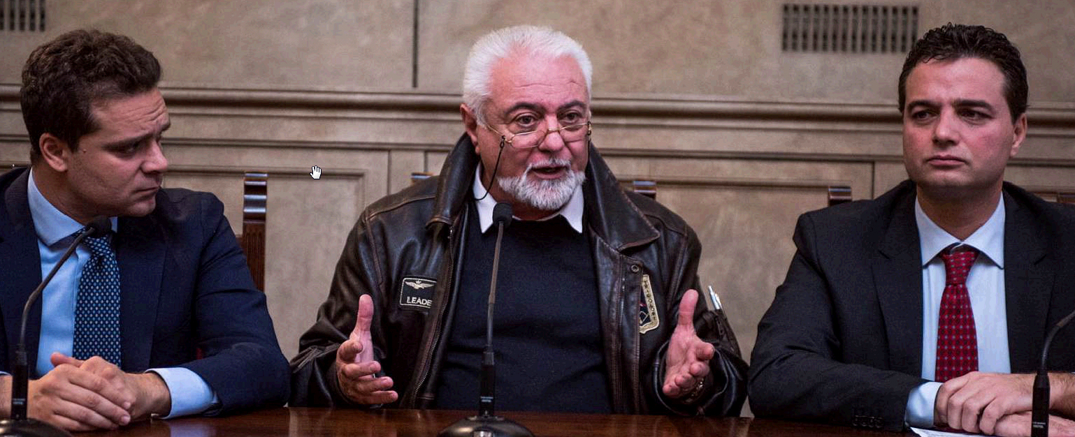 Copertina di Sicignano candidato a Milano con Forza Italia: “Difendere la proprietà con armi e rastrellamenti. Berlusconi? Lo stimo e poi anche a me piace la gnocca”