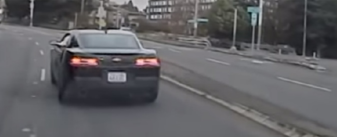 Copertina di Usa, criminale in fuga crea il panico a Seattle: la polizia spara e lo uccide