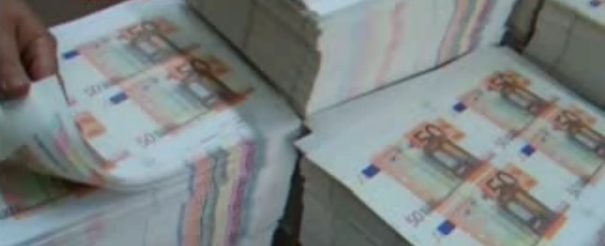 Copertina di Euro falsi, nel 2015 sequestrati 54 milioni: il biglietto da 20 euro è il più falsificato