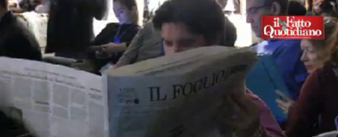 Copertina di Leopolda, politici Pd: “Qui la quarta Camera? Avete visione ristretta”. Fuori la protesta dei Cobas