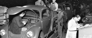 Copertina di Volkswagen Maggiolino, 70 anni fa iniziava la produzione dell’auto più longeva di sempre – FOTO