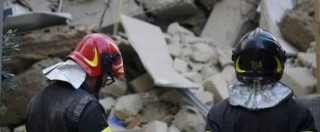 Copertina di Università Napoli, crollano due palazzine del Dipartimento di Veterinaria: “Evacuati studenti e animali” (FOTO-VIDEO)