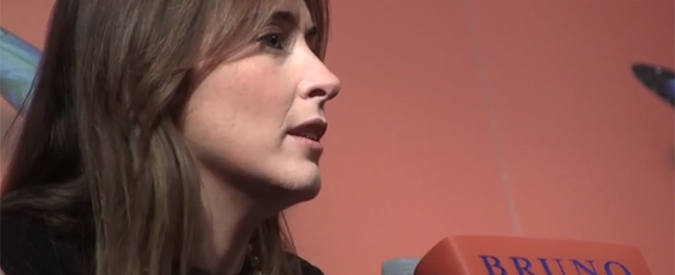 Copertina di Banca Etruria, Boschi: “Mio padre persona perbene e dal governo nessun favoritismo”
