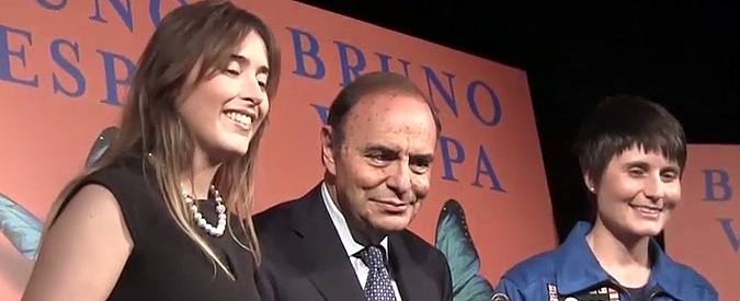 Copertina di Donne d’Italia, Boschi: “Io dura? Non è vero, non sono secchiona, non sono antipatica”