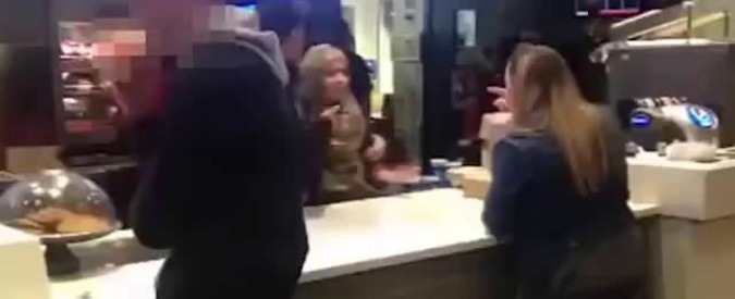 Copertina di Manchester, cliente contro cameriera del fast food: “Ti ucciderò, puttana nera”. E le scaraventa addosso di tutto