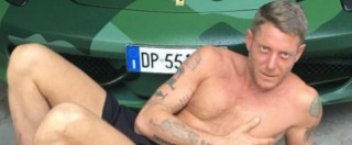 Copertina di Lapo Elkann, la “svolta sexy” su Instagram: via il gessato, largo a slip e tatuaggi