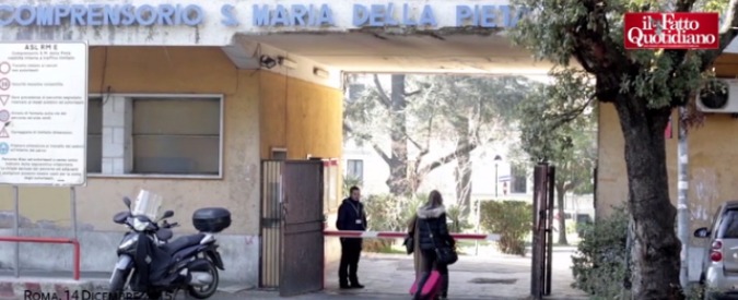 Copertina di Roma, ostello Santa Maria della Pietà: milioni di euro pubblici e locali abbandonati