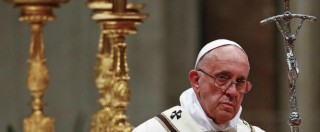 Copertina di Papa Bergoglio: “Preghiamo per cristiani perseguitati nel silenzio come Santo Stefano. Sono i martiri di oggi”