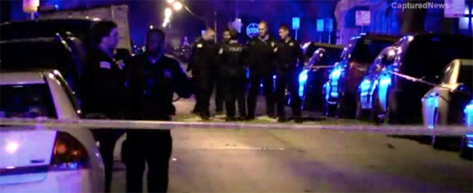 Copertina di Chicago, polizia uccide due neri “per errore”: lui era un ragazzo, la donna lascia 5 figli