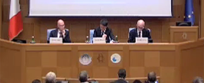 Copertina di Riforme, Renzi: “Se perdo il referendum confermativo la mia esperienza politica sarà fallita”