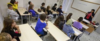 Copertina di Buona Scuola, i prof la bocciano in un sondaggio. “Per l’81% non migliorerà l’insegnamento”