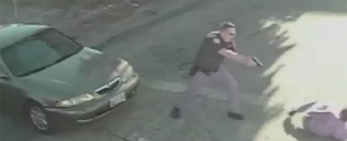 Copertina di America a mano armata: mass shootings e polizia dal grilletto facile. Il 2015 è una strage