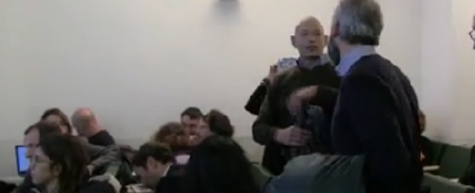 Copertina di Sperimentazione, confronto a Roma tra ricercatori e animalisti: scoppia la bagarre