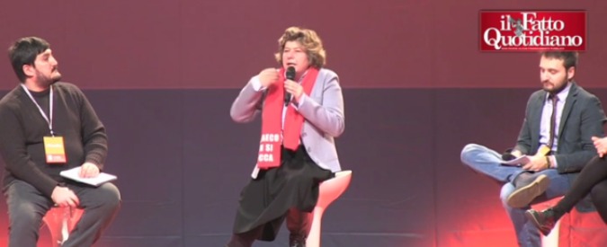 Copertina di Colonia, Camusso (Cgil): “E’ un pezzo di guerra sul corpo delle donne”. E scatta la standing ovation