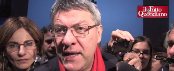 Copertina di Riforme, Landini (Fiom): “Ddl Boschi e Italicum sono un obbrobrio di cui non abbiamo bisogno”