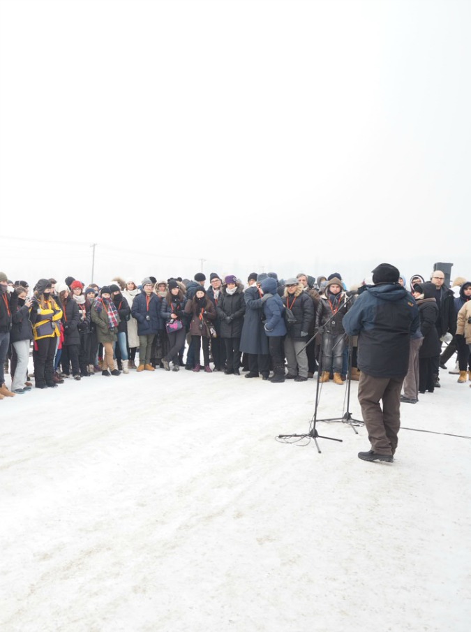 Copertina di Giorno della Memoria, gli studenti e il viaggio ad Auschwitz: “Vederlo è un’altra cosa”