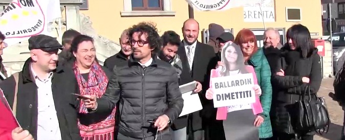 Copertina di Brenta, Toninelli (M5S): “Iniziamo da qui per chiedere le dimissioni dei sindaci Pd”