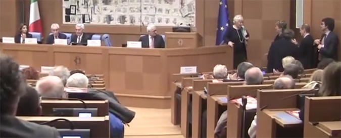 Copertina di Riforme, comitato del No: “Sarà bicameralismo pasticciato. Noi conservatori? Della democrazia”