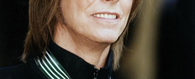 David Bowie, il regista di Lazarus: “Aveva un cancro da un anno e mezzo e l’ha tenuto nascosto”